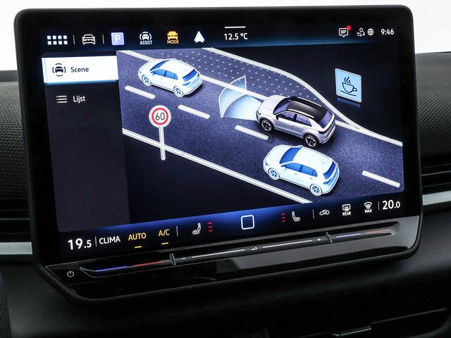 Volkswagen T-Roc R-Line First Edition 1.5 eTSI 150 PK 7 versn. DSG · Achteruitrijcamera · Draadloze telefoonlader · High-end geluidsysteem Harman Kardon · Koplampverlichting matrix-led (IQ.LIGHT) ·