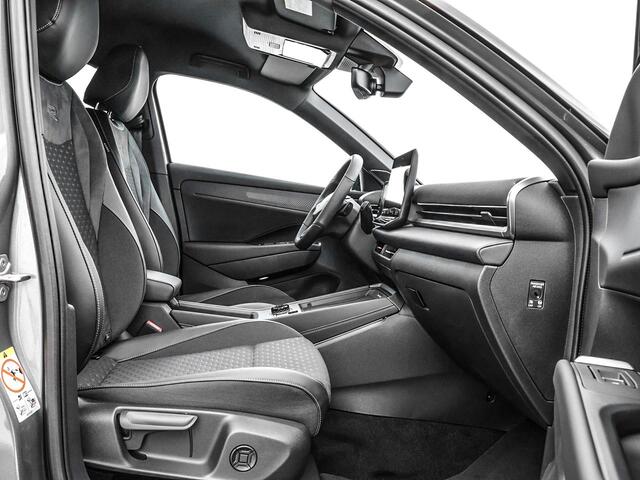 Volkswagen T-Roc R-Line First Edition 1.5 eTSI 150 PK 7 versn. DSG · Achteruitrijcamera · Draadloze telefoonlader · High-end geluidsysteem Harman Kardon · Koplampverlichting matrix-led (IQ.LIGHT) ·