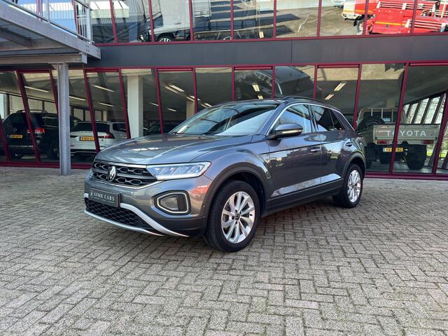 Volkswagen T-Roc 1.5 TSI Life Business | BTW | ACC | PDC | Keyless | Carplay | Stoelverw. |