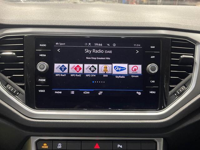 Volkswagen T-Roc 1.5TSI 150pk DSG R-Line Black Style | ACC | Camera