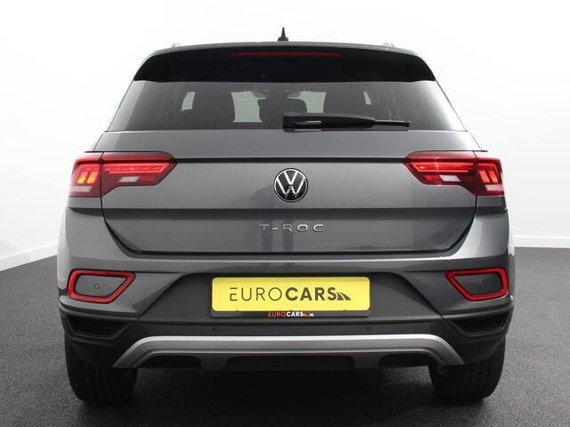 Volkswagen T-Roc 1.5 TSI 150pk DSG Life | Navigatie | Apple Carplay/Android Auto | Adaptive Cruise Control | Trekhaak | Parkeersensoren | Stoelverwarming | Ledverlichting | Getinte ramen | Climate Control |