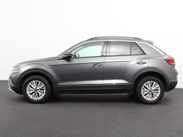 Volkswagen T-Roc 1.5 TSI 150pk DSG Life | Navigatie | Apple Carplay/Android Auto | Adaptive Cruise Control | Trekhaak | Parkeersensoren | Stoelverwarming | Ledverlichting | Getinte ramen | Climate Control |