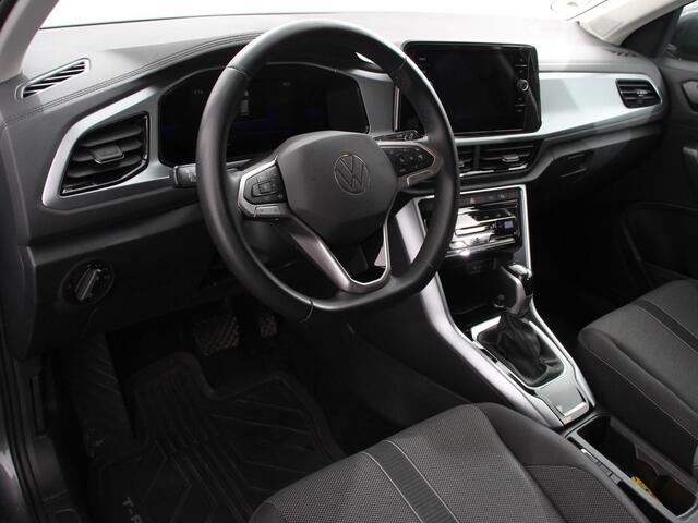 Volkswagen T-Roc 1.5 TSI 150pk DSG Life | Navigatie | Apple Carplay/Android Auto | Adaptive Cruise Control | Trekhaak | Parkeersensoren | Stoelverwarming | Ledverlichting | Getinte ramen | Climate Control |