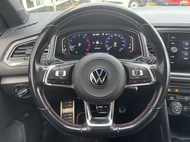Volkswagen T-Roc 1.5 TSI Sport 2x R-Line | Parkeer Camera | Adaptieve Cruise | Navi