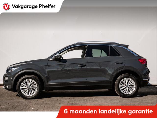 Volkswagen T-Roc 1.0 TSI Style Business Trekhaak/ Digital cockpit/ Stoelverwarming/ Camera/ Dab/ Carplay