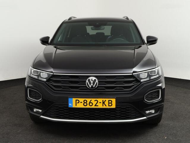 Volkswagen T-Roc 1.5 TSI Sport | DSG o Black Style o Keyless o Camera o CarPlay