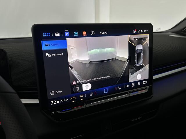 Volkswagen T-Roc 1.5 eTsi 150pk DSG R-Line First Edition Trekhaak 360Camera Head-Up harman/kardon Stoelverwarming Virtual Cockpit Panoramadak