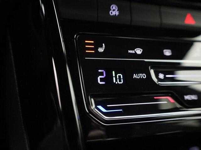 Volkswagen T-Roc 1.5TSI/150PK R-Line Edition DSG · Navigatie · Camera · Apple/Android Car Play · Trekhaak · Stoelverwarming · Garantie t/m 14-10-2029 of 100.000km