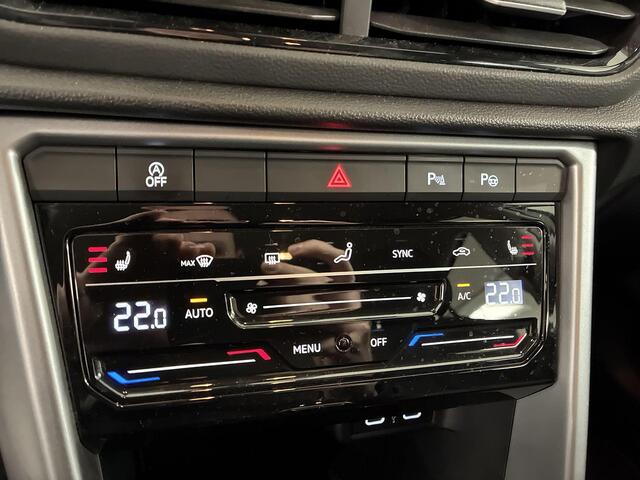 Volkswagen T-Roc 1.5 TSI 150pk DSG Life Business · Camera · Trekhaak · Apple/Android Car Play · Navigatie · P-Sensoren · 16'' Inch ·