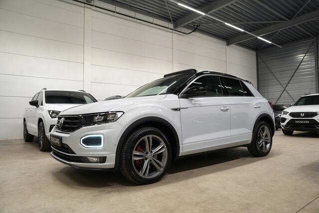 Volkswagen T-Roc 2.0 TSI 4Motion 190PK 3x R-Line * Pano - Trekhaak - Virtual - Camera - Keyless - Blind Spot - ACC *