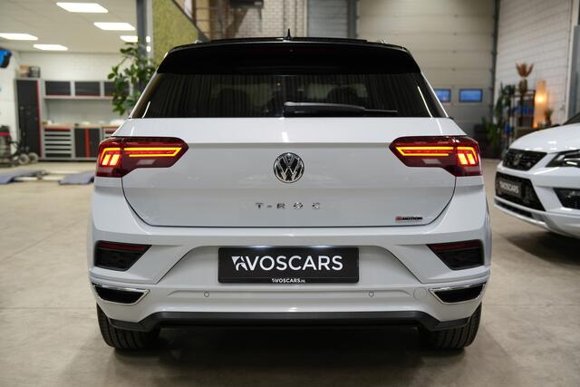 Volkswagen T-Roc 2.0 TSI 4Motion 190PK 3x R-Line * Pano - Trekhaak - Virtual - Camera - Keyless - Blind Spot - ACC *