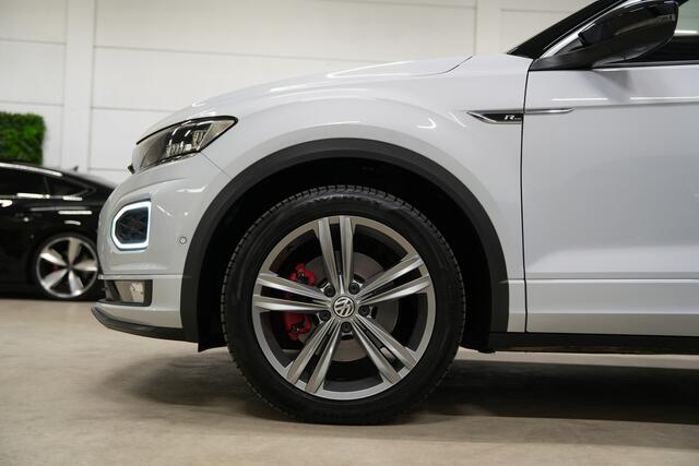 Volkswagen T-Roc 2.0 TSI 4Motion 190PK 3x R-Line * Pano - Trekhaak - Virtual - Camera - Keyless - Blind Spot - ACC *