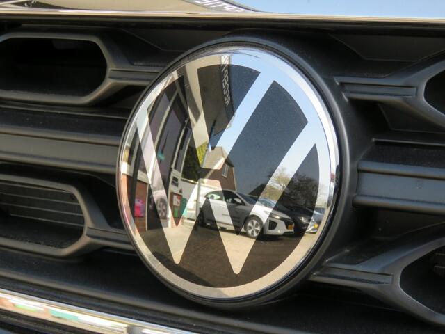 Volkswagen T-Roc 1.5 TSI 150pk DSG-aut. GOAL EDITION / Trekhaak / Camera / IQ Light / Stoelverw. / FABRIEKS garantie