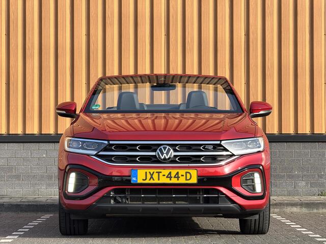 Volkswagen T-Roc Cabrio 1.5 TSI R-Line | Apple Carplay | Android Auto | Stuurverwarming | Stoelverwarming | Camera | Adaptieve Cruise Control | Lane Assist | Dodehoeksensor | DAB |