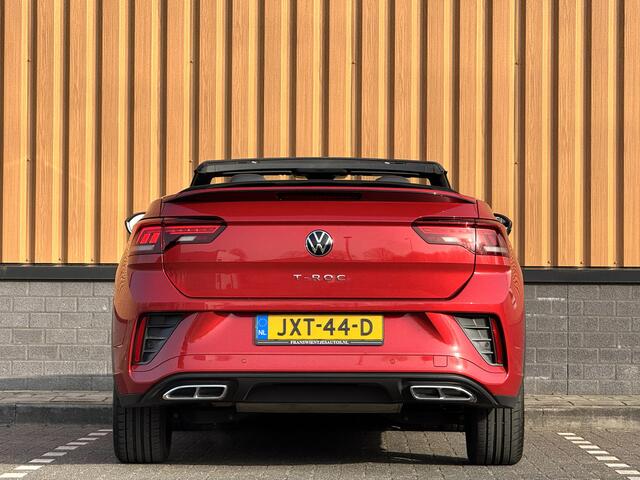 Volkswagen T-Roc Cabrio 1.5 TSI R-Line | Apple Carplay | Android Auto | Stuurverwarming | Stoelverwarming | Camera | Adaptieve Cruise Control | Lane Assist | Dodehoeksensor | DAB |