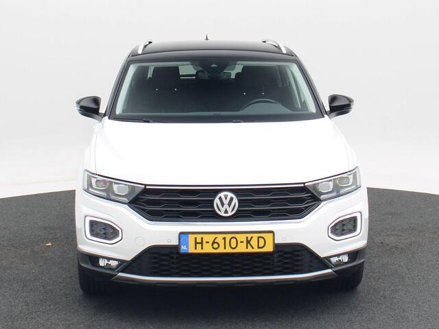 Volkswagen T-Roc 1.0 TSi Style | Stoelverwarming | Adaptive Cruise | Camera | CarPlay | Full LED | Climatronic | 17 Inch | 48.684 Km !!