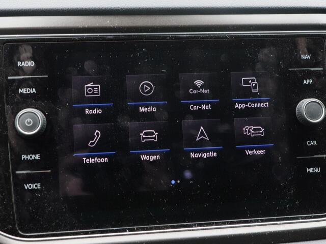 Volkswagen T-Roc 1.0 TSi Style | Stoelverwarming | Adaptive Cruise | Camera | CarPlay | Full LED | Climatronic | 17 Inch | 48.684 Km !!