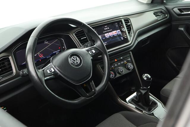 Volkswagen T-Roc 1.5 TSI 150pk H6 Style Led Camera Stoelverwarming Virtual Cockpit Navigatie