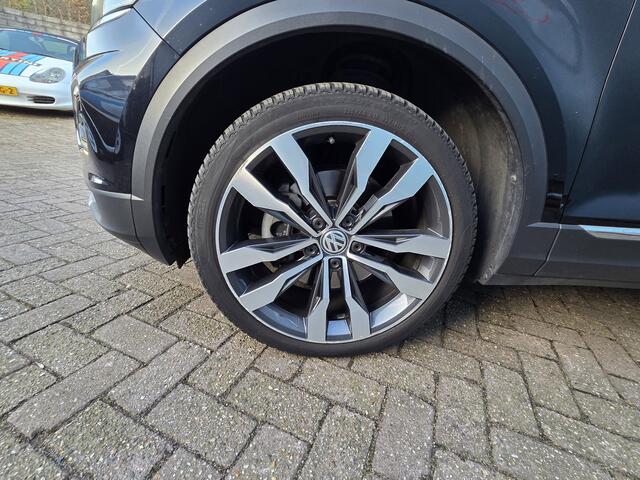Volkswagen T-Roc 2.0 TSI 4Motion DSG SPORT PANO LEER VIRTUAL COCKPIT