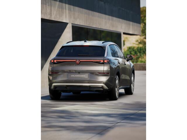 Volkswagen T-Roc 1.5 eTSI 116 7DSG Life First Edition Automaat