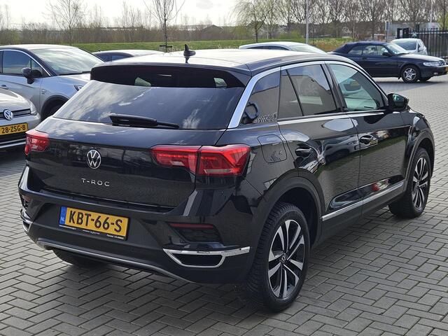 Volkswagen T-Roc 1.5 TSI United Automaat Carplay Camera Stoelvw