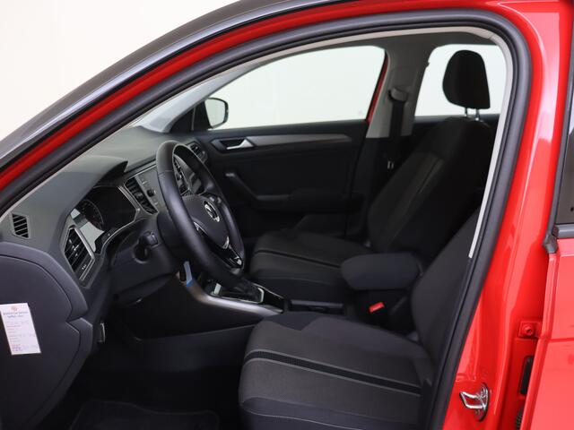 Volkswagen T-Roc 1.5 TSI Style Business | Stoelverwarming | Camera | Navigatie | Carplay |