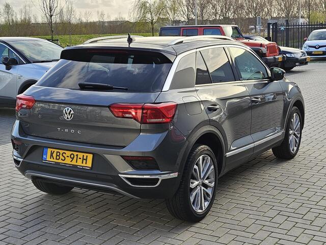 Volkswagen T-Roc 1.5 TSI Style Business Carplay Cam Stoelvw LM18
