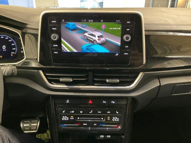 Volkswagen T-Roc 1.5 TSI 2X R-Line Virtual | Keyless | Camera | Elektrische kofferklep | Getint Glas | 18"Inch |