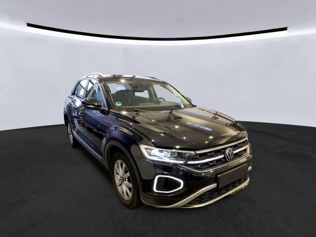 Volkswagen T-Roc 1.5 TSI Panoramadak | Standkachel | Virtual | Matrix LED IQ Light | Achteruitrijcamera | Carplay/Android | 19"Inch |