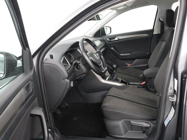 Volkswagen T-Roc 1.0 TSI Style Business | Adaptive cruise | Carplay | Navigatie | DAB | Climate control | Bluetooth | Parkeerhulp