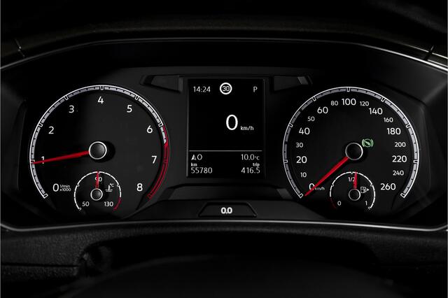 Volkswagen T-Roc 1.5 TSI 150 PK Style Business - Automaat | Adapt. Cruise | Stoelverw. | PDC | Camera | NAV + App. Connect | LED | ECC | Trekhaak | LM 17" |