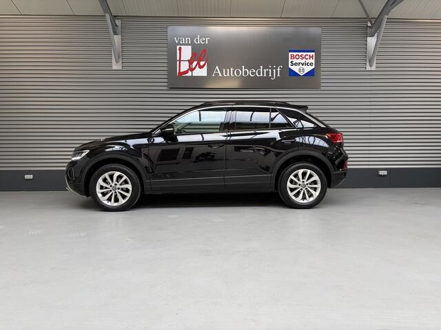 Volkswagen T-Roc 1.5 TSI/PDC V+A/CAM/KEY-LESS/17 INCH/STOEL STUUR VERW/ENZ