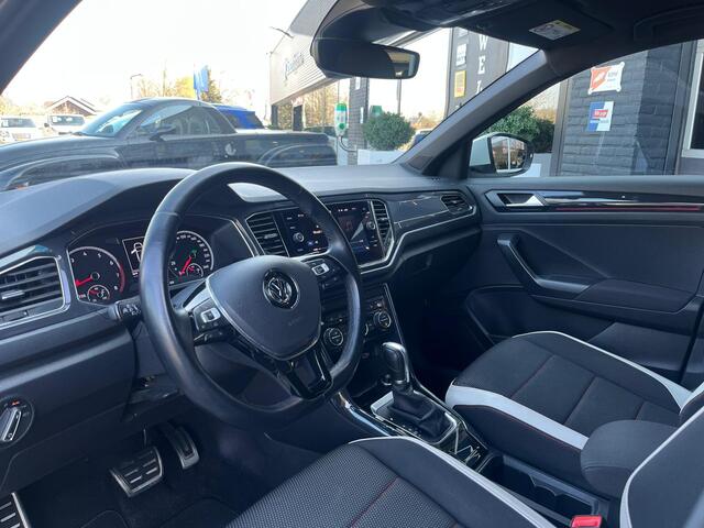 Volkswagen T-Roc 1.5 TSI Sport, Automaat, CarPlay, Camera, Cruise, Navi, PDC