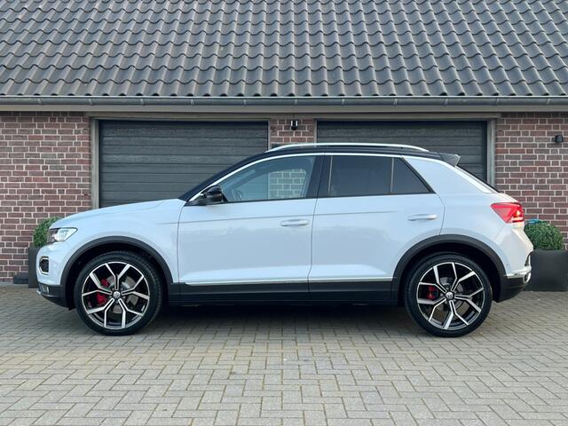 Volkswagen T-Roc 2.0 TSI DSG 4MOTION 190PK SPORT PANO KEYLESS