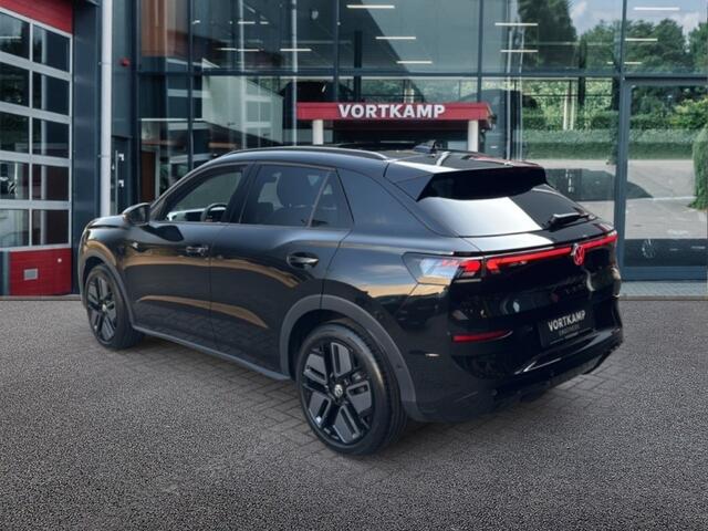 Volkswagen T-Roc 1.5 eTSI R-LINE TREKHAAK/PANO-DAK/CAMERA/ELEK-KLEP/IQ/ACC/STOELVERW