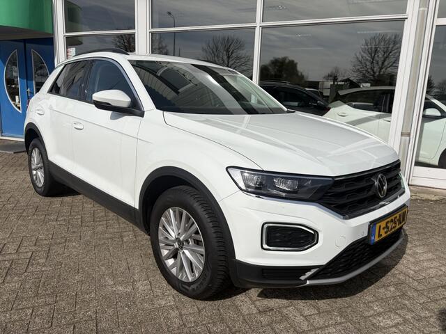 Volkswagen T-Roc 1.0 TSI Style, Carplay, Camera, Led, All season