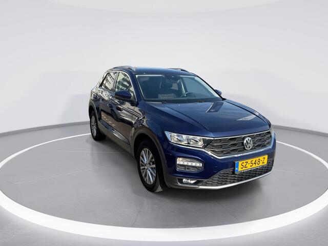 Volkswagen T-Roc 1.0 TSI 116pk Style · Elektrische achterklep · Camera · Apple/Android Car Play · Navigatie · Info Active Display ·