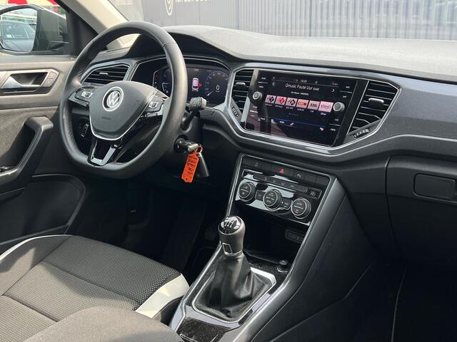 Volkswagen T-Roc 1.5 TSI 150pk Sport Navigatie