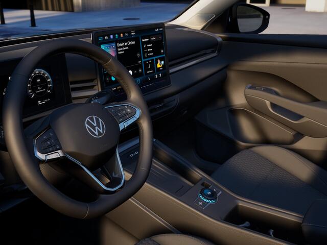 Volkswagen T-Roc Life First Edition 1.5 eTSI 150 PK | Trekhaak | Stoel- & Stuurverwarming | Carplay | Camera |