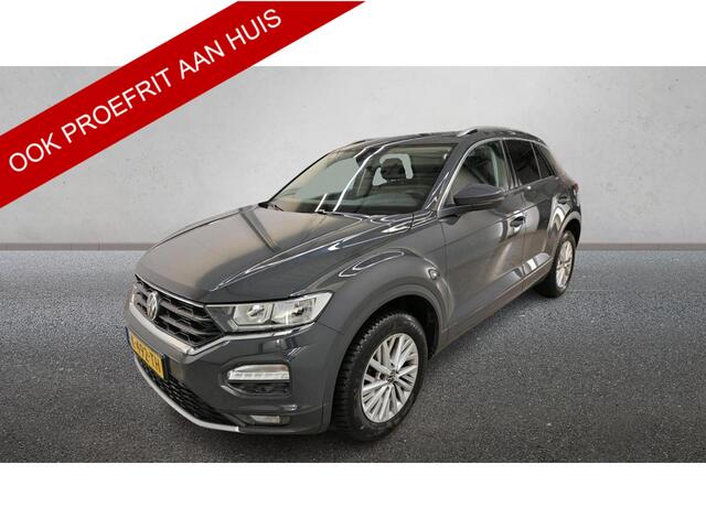 Volkswagen T-Roc 1.0 TSI Style Business NAVI TREKHAAK