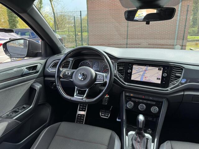 Volkswagen T-Roc 1.5 TSI 150PK DSG STYLE CAMERA/ACC/NAVI/CARPLAY