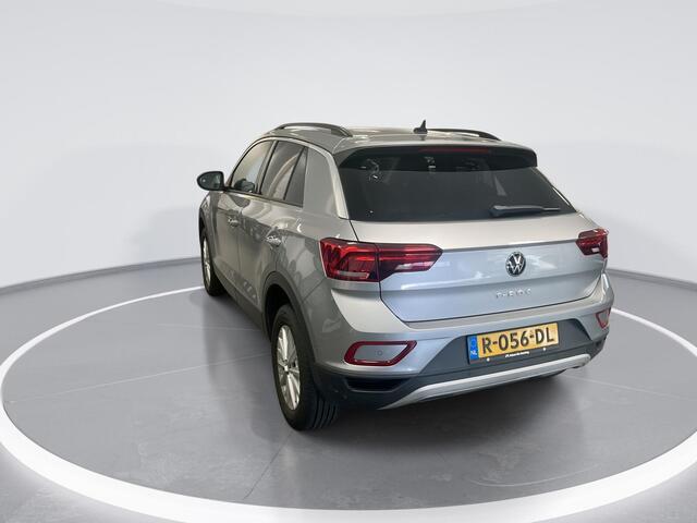 Volkswagen T-Roc 1.0 TSI 110pk Life · Camera · Apple/Android Car Play · P-Sensoren · Airco · Navigatie · 16'' Inch ·