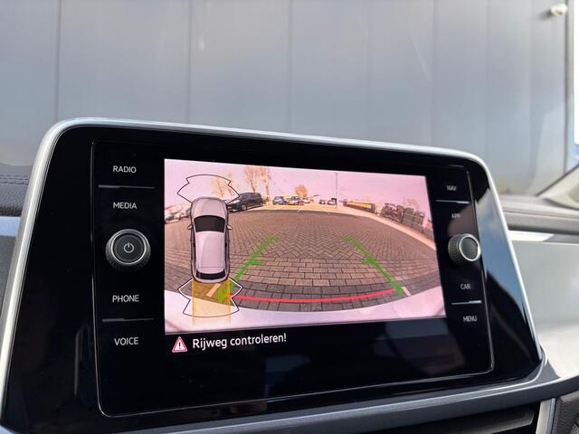 Volkswagen T-Roc 1.5 TSI Style ? Facelift ? IQ-light ? ACC