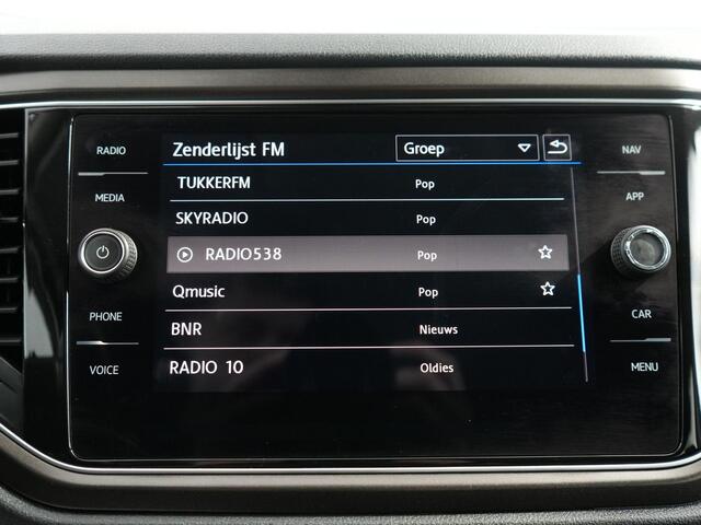 Volkswagen T-Roc 1.0 TSI Style | ACC | Stoelverwarming | Trekhaak | Navi |