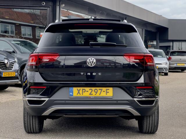 Volkswagen T-Roc 1.5 TSI AUT7 SPORT PANODAK LEDER NAVI CAMERA DIGI-DASH APPLE-CARPLAY LED LMV PDC