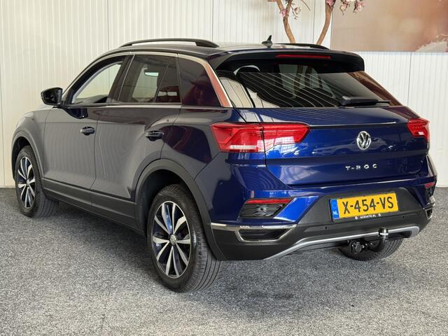 Volkswagen T-Roc 1.5 TSI Style Business NAVIGATIE ADAPTIVE CRUISE CONTROL APPLE CARPLAY/ANDROID RIJSTROOKSENSOREN ACHTERUITRIJCAMERA AFN. TREKHAAK ZEER MOOI ! 3010