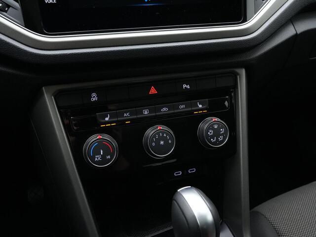 Volkswagen T-Roc 1.5 TSI 150 pk DSG Style | Panoramadak | Stoelverwarming | Adaptive Cruise | Navigatie | Carplay