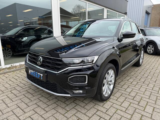 Volkswagen T-Roc 1.5 TSI Sport Stuur\Stoel verw | Trekhaak | App |
