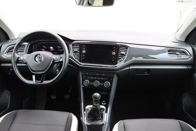 Volkswagen T-Roc 1.0 TSI Sport Adaptive | Sensoren | Trekhaak
