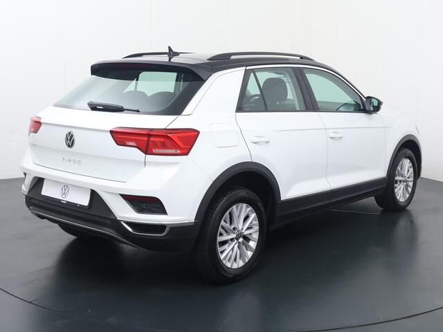 Volkswagen T-Roc 1.0 TSI Style | 110 PK | Climate control | Navigatiesysteem | Adaptive cruise control |